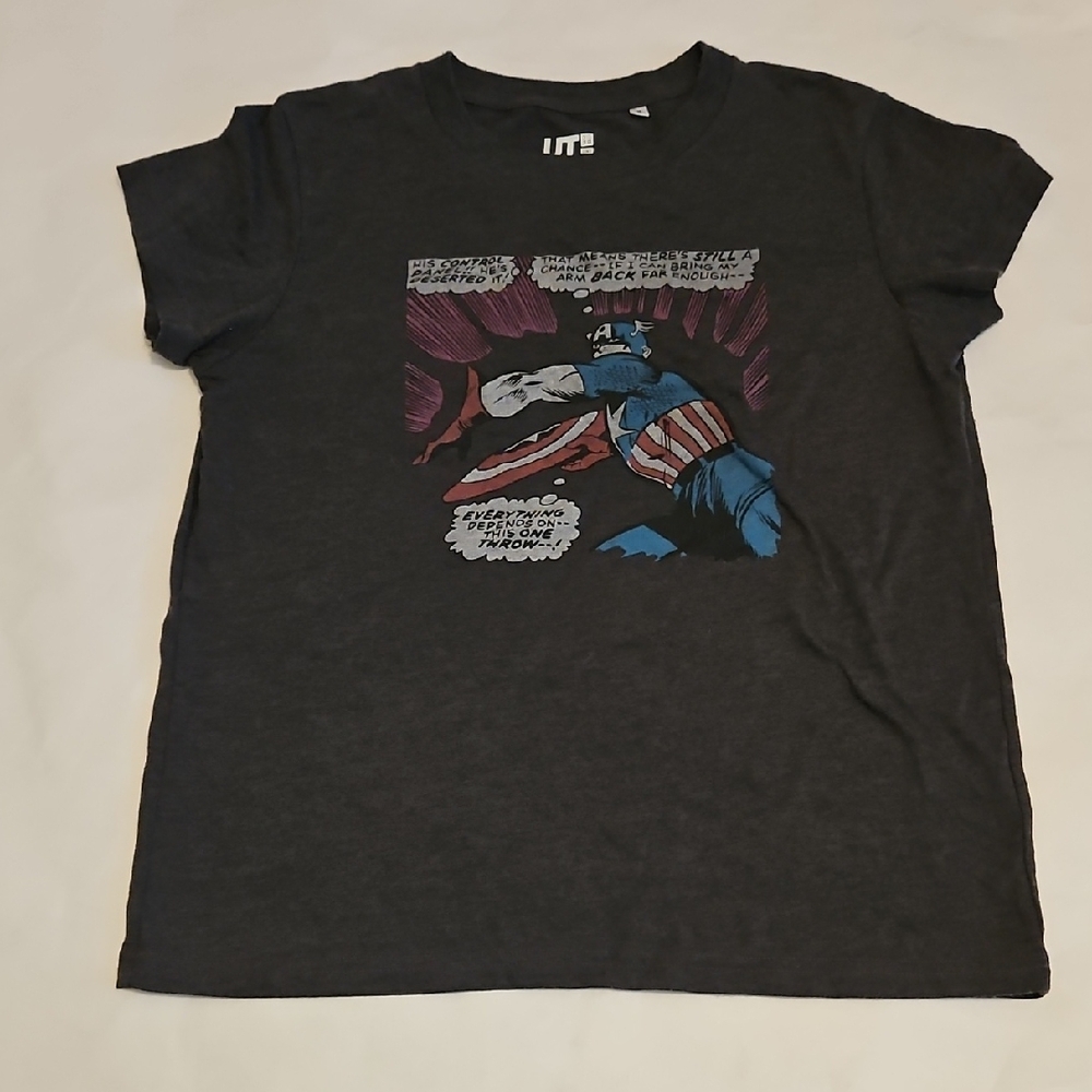 Uniqlo UT x Marvel Captain America graphic tee